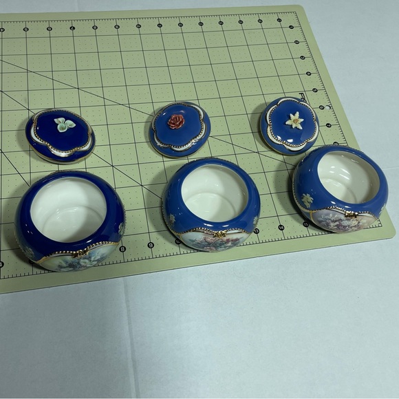 3 Lena Liu Basket Bouquet Music Boxes - Lillies Begonias Calla Lillies All Work - Picture 2 of 16